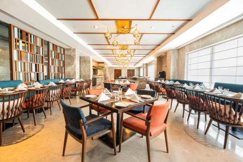 Radisson Hotel Vrindavan - 레스토랑