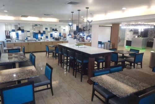 La Quinta by Wyndham Dalhart - image 6