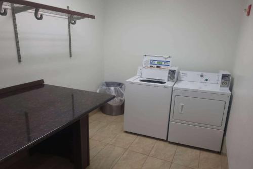 La Quinta by Wyndham Dalhart - image 12
