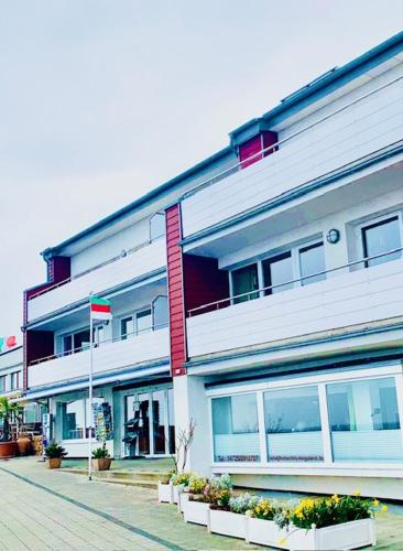 A szálláshely kívülről, Apartmenthaus Hohenfels in Helgoland