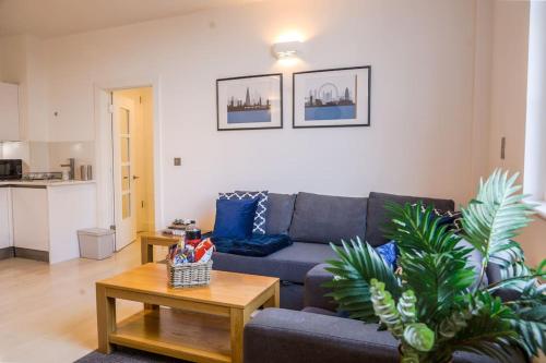 Central Flat, Free Parking, Ideal for Contractors, Рединг (фото 2)