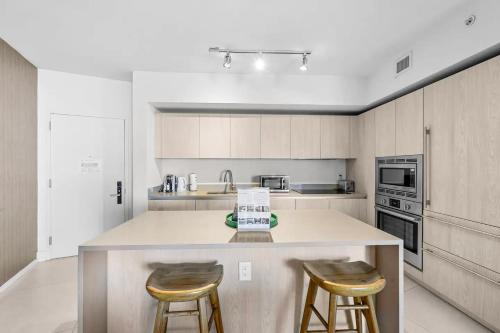 Upscale Comfort and Breathtaking Views at H Hollywood Residences by Zelloo in Hollywood Beach, USA