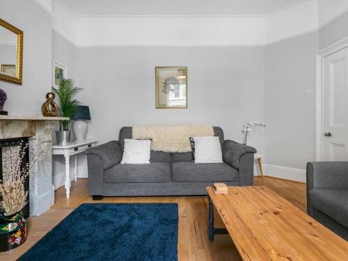 Pass the Keys Elegant GetAway House in Vibrant Clapham Juction, London (photo 10)