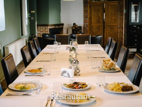 Restorāns, Boutique Hotel Le Baron in Gănești