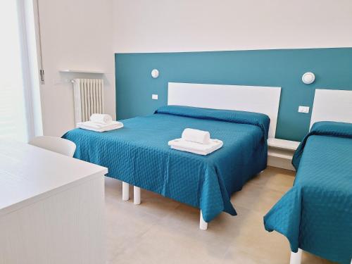 Two-Bedroom Apartment with Balcony image 10