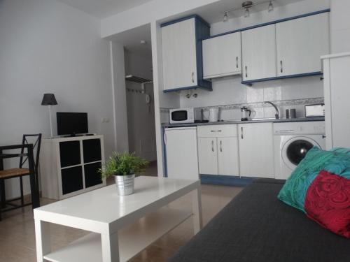 Malaga Apartamentos - image 6
