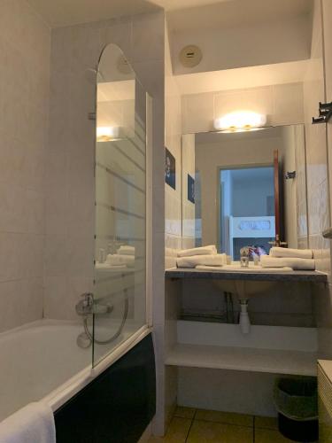 Mer et Golf - main image