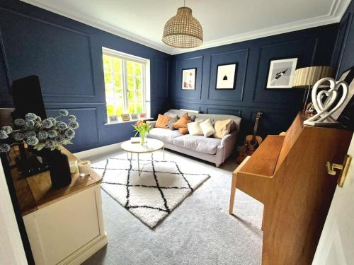 Spacious four bedroom town house gîte à louer Kings Worthy