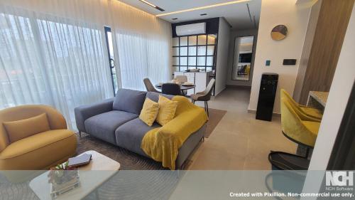 Exclusivo céntrico en la Trinitaria Exclusivo céntrico en la Trinitaria