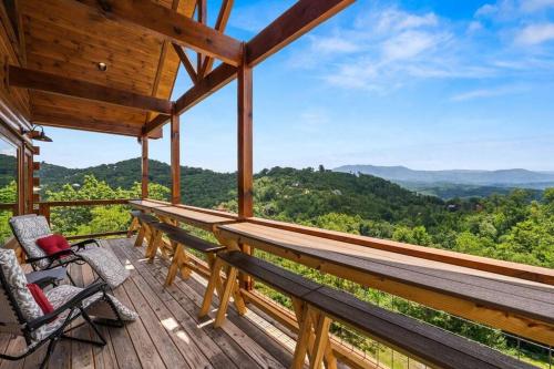 New! Grand View Cottage in Sevierville, USA