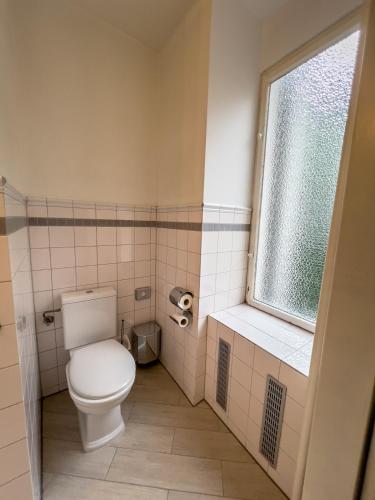Hotel-Maison Am Olivaer Platz - image 6