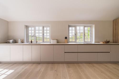 Facilities, Shepherds Rock in Mitchelland