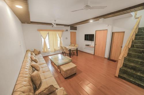 3BHK with Pool - Dream Habitat by Universe Villas, Lonavala (fotografie 3)