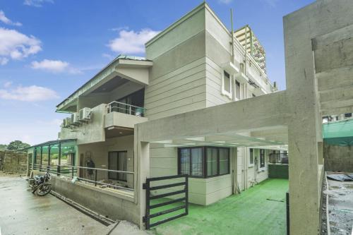3BHK with Pool - Harmony Palace by Universe Villas, Igatpuri