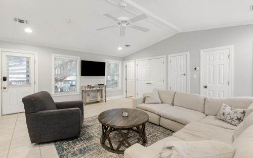 Summer Breeze by Oversee 30A