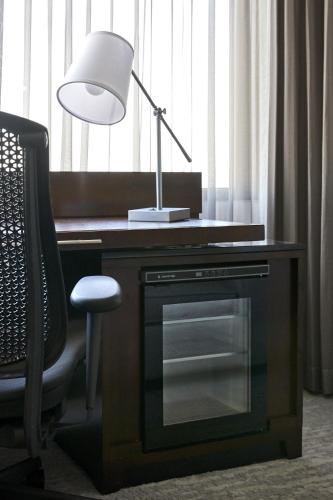 Junior King Suite with Sofa Bed