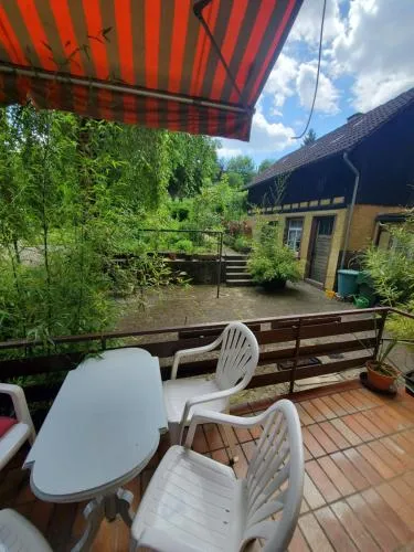 Zwei Zimmer im Stadt Altbau mit Balkon in Lahr, Deutschland