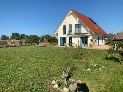 Breidablik - direkt am Nationalpark und Golfplatz Schloss Ranzow - in Lohme, Deutschland