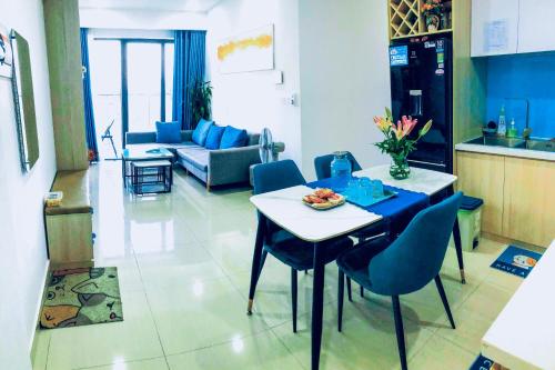 Three-Bedroom Apartment room in HAPPY HOUSE PREMIER - Căn Hộ 3PN Tiện Nghi  View Đẹp Trung Tâm Hồ Bơi&Gym Free