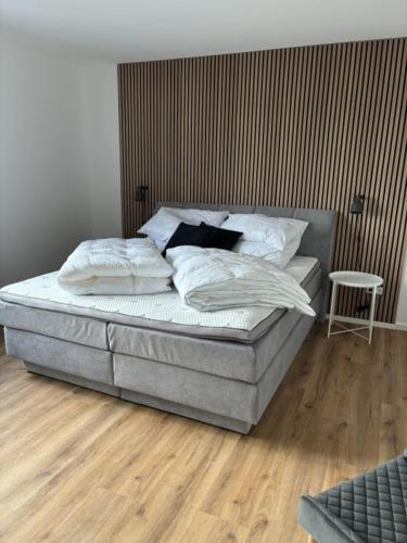 Apartment image 8