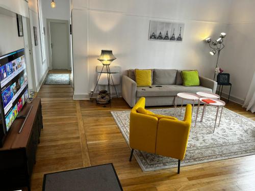Martroi - Cœur de Ville - 3 pièces 80 m2 TV - Internet haut débit - loisirs et affaires, Orléans