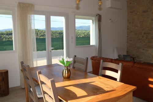 Les Vignes du Luberon in Saignon