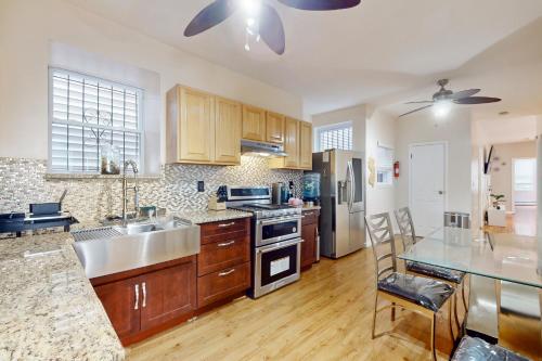 297 S 9th St in Newark, USA