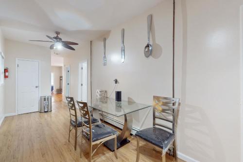 297 S 9th St in Newark, USA