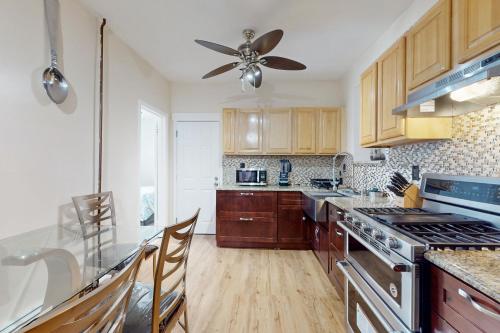 297 S 9th St in Newark, USA