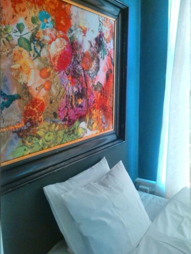 Miss Jordaan for Quiet Travellers – Amsterdam, NY