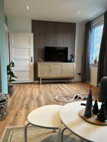 Apartment image 3
