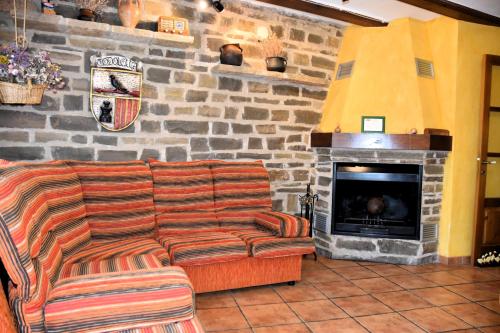  Casa Rural Nuri de Rei A y B in Todolella