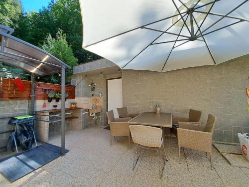 Лесной Коттедж Нова (Леснои Коттедж Нова) in Krecovice - Nova Zivohost