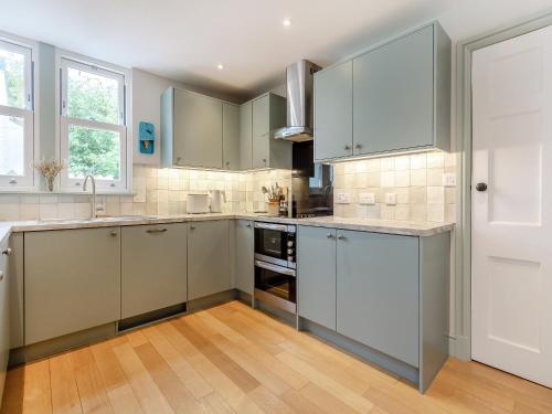 外部景觀, Achomraich in 洛哈爾什凱爾市中心