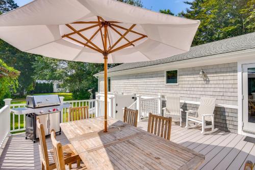 Coastal-Modern Home Less Than 3 Mi to Charlestown Beach! in South Kingstown, USA