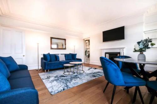 Harrods-Knightsbridge Flat in Central KB89, Londyn