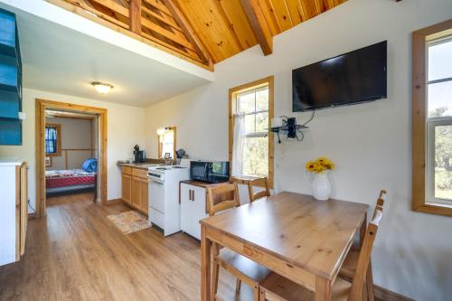Serene Hill Country Cabin with Deck Near Wineries! in Fredericksburg, USA