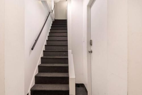 Walkable Allentown Downtown Gem with King Bed near Richardson Olmsted Campus