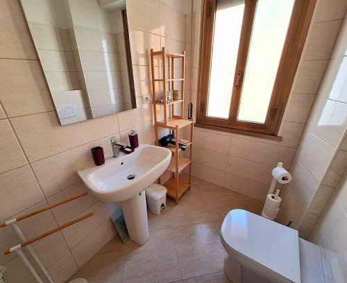 Casa Macondo vicino metro A, Rom (Foto 3)