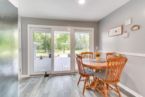 Near Trails + Wineries: Victor Getaway w/ Fire Pit in Fishers (NY)