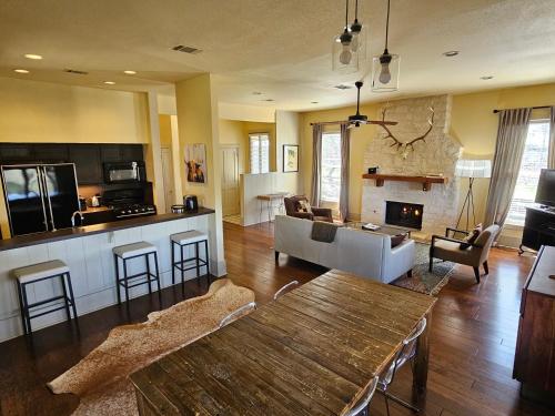 One-Bedroom Cottage - Juniper Cottage