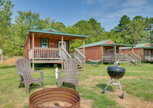 Pet-Friendly Salesville Haven 3 Mi to Norfork Lake thumb 2
