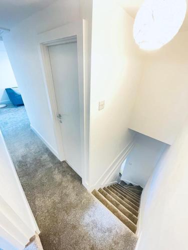 Dotări, 2 Bed Flat - Sleeps 5 - Parking - Wifi in Zona Andrews Hall
