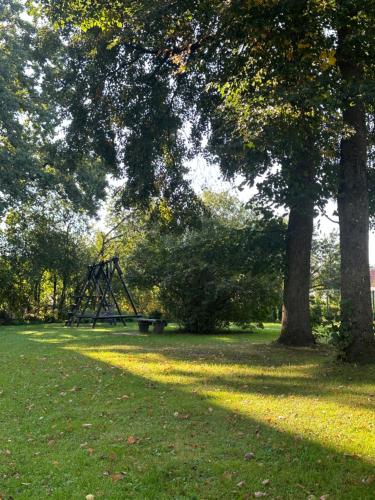 Lingkungan sekitar, Marijas ielas apartamenti in Valmiera