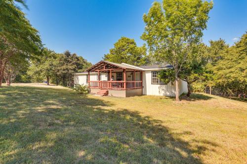 Upscale Lake Texoma Vacation Home 1 Mi to Marina! in Willow Spring, USA