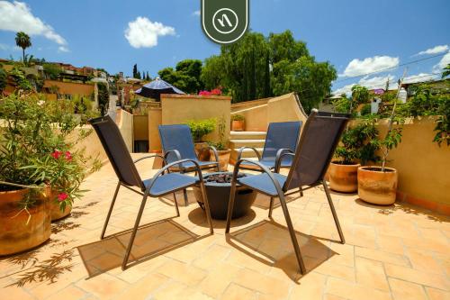 Amazing House in City Center - Rooftop - Skyline in San Miguel de Allende, Mexico