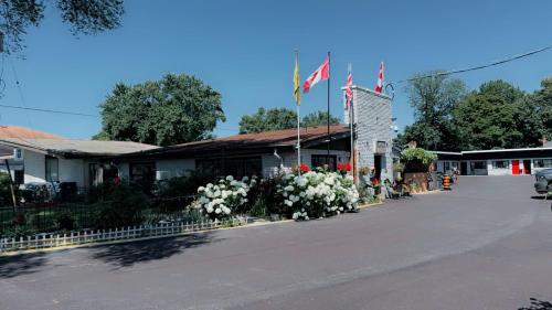 A szálláshely kívülről, Crestwood Motel in Burlington (Ontario)