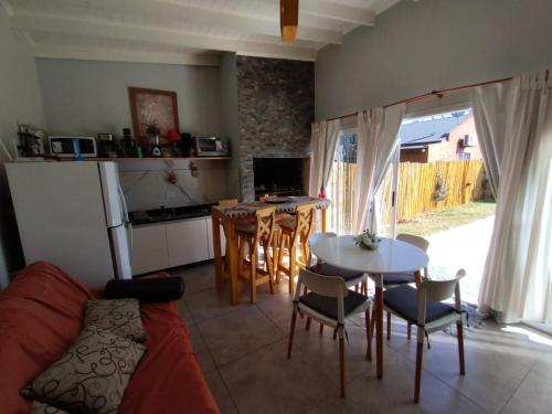 Propiedad Privada con Piscina y parque in Carlos Keen