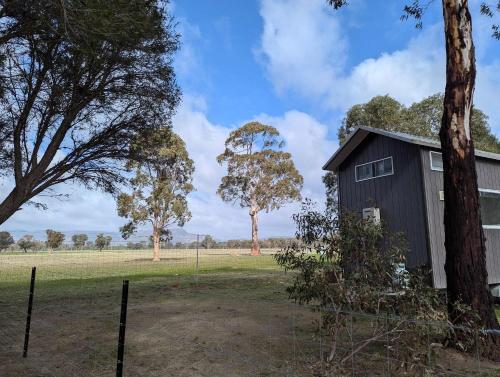 Briggs Bluff View by Tiny Away in Glenorchy (VIC)