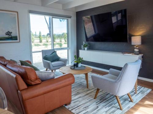 Gracie's Lane Villa 1